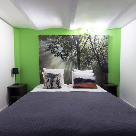 Quentin England Hotel Amsterdam Bagian luar foto