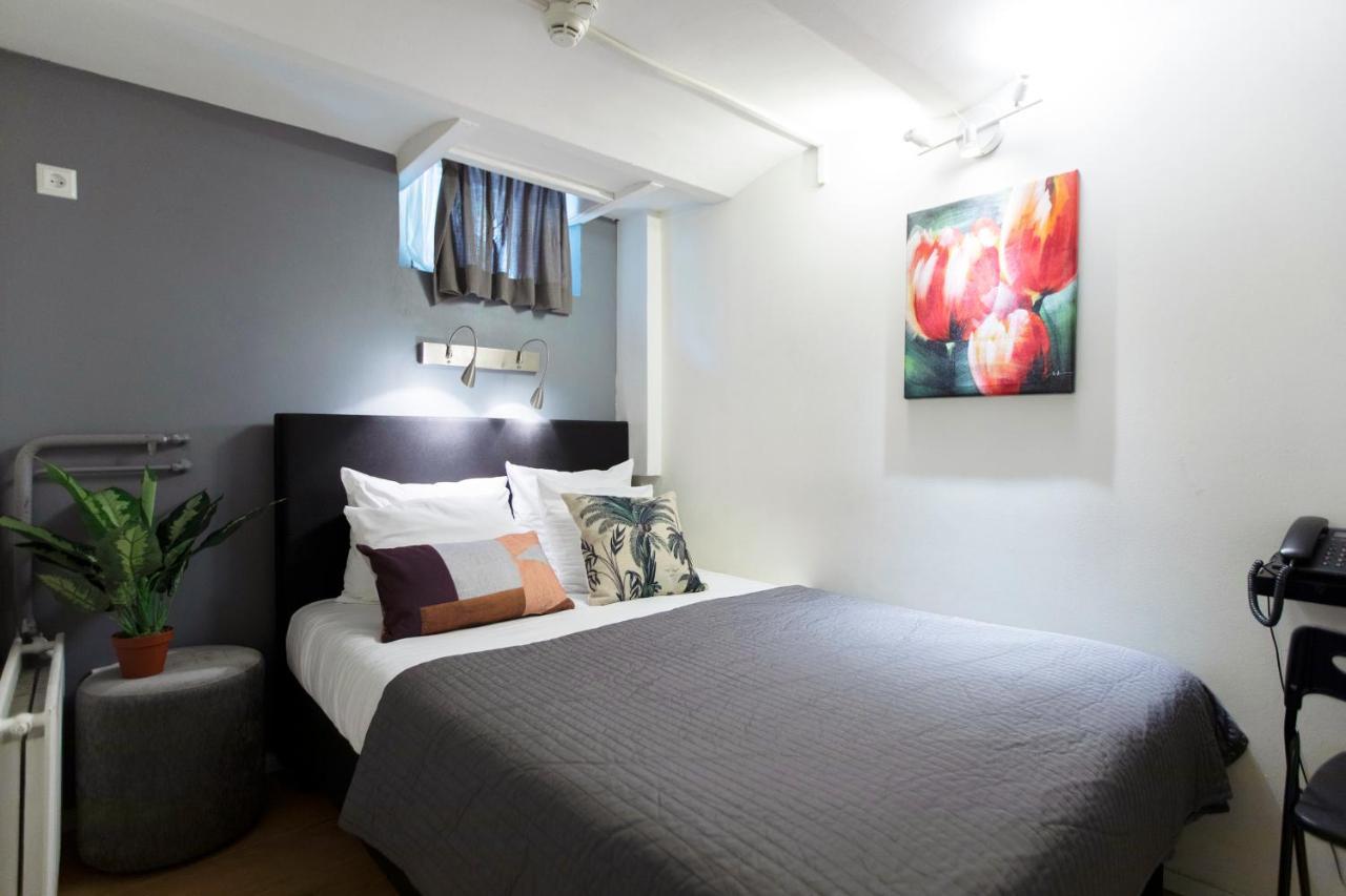 Quentin England Hotel Amsterdam Bagian luar foto