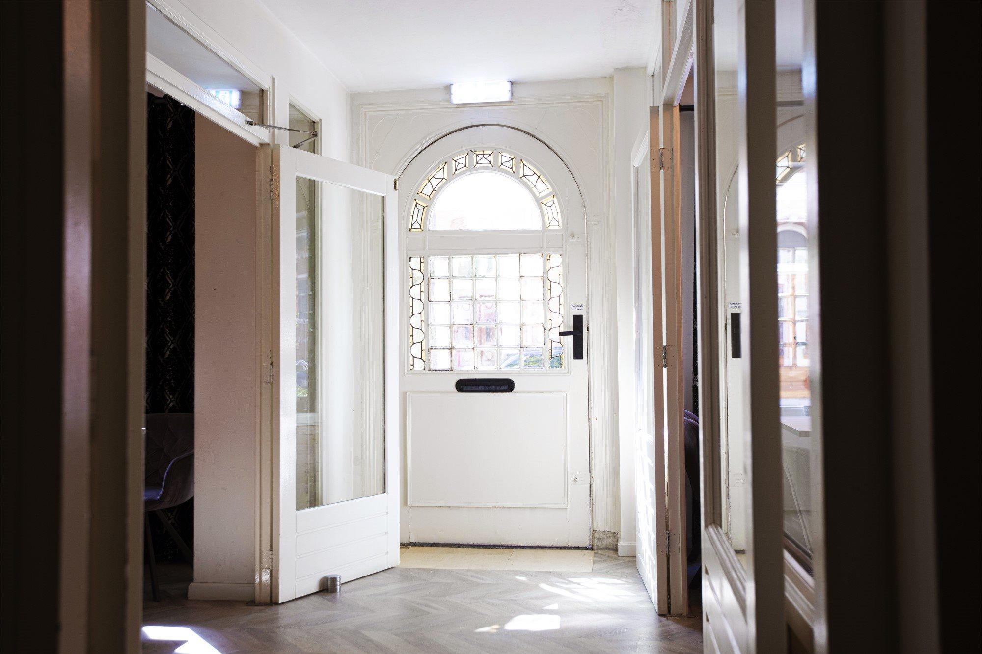 Quentin England Hotel Amsterdam Bagian luar foto