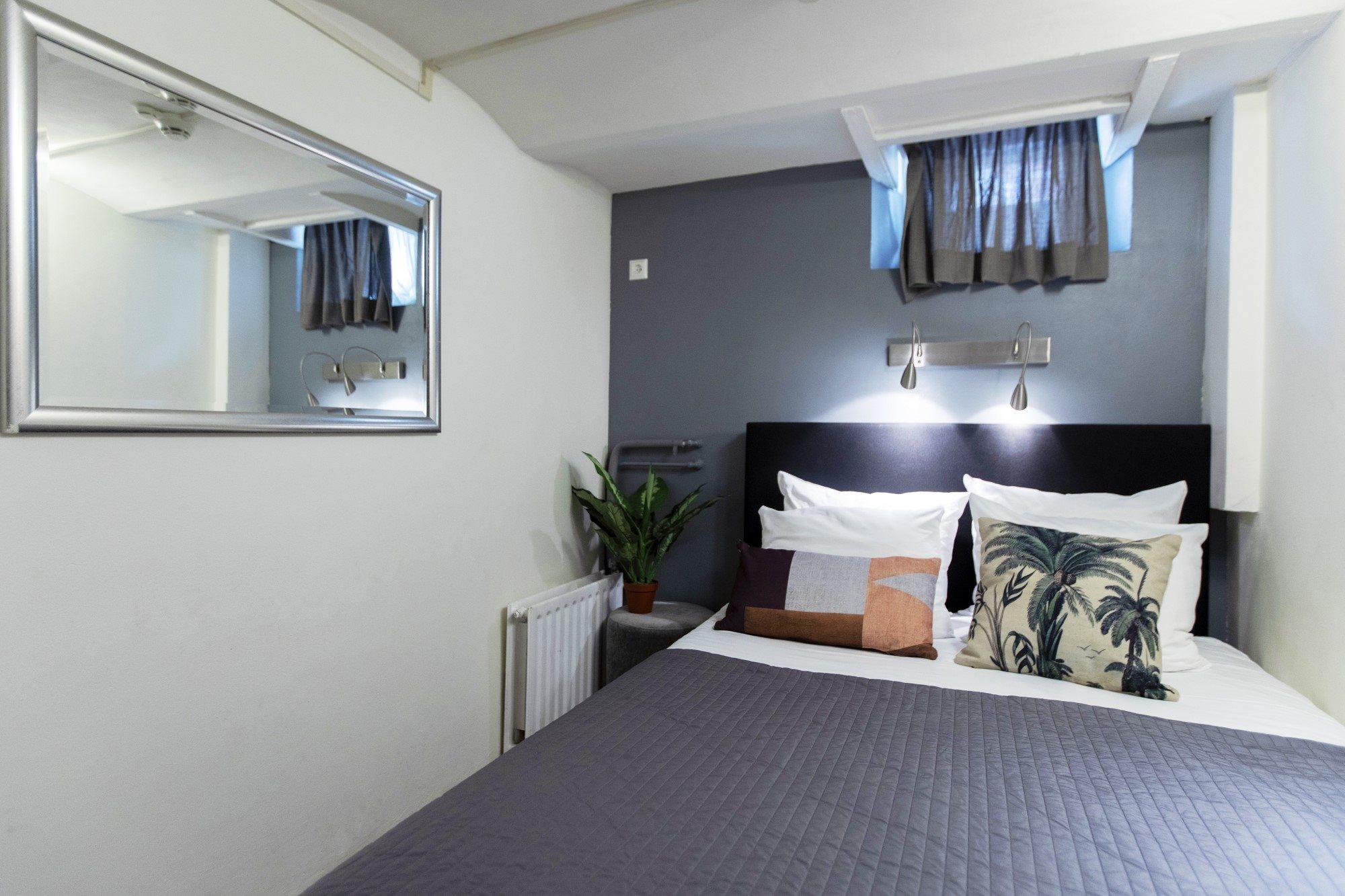 Quentin England Hotel Amsterdam Bagian luar foto