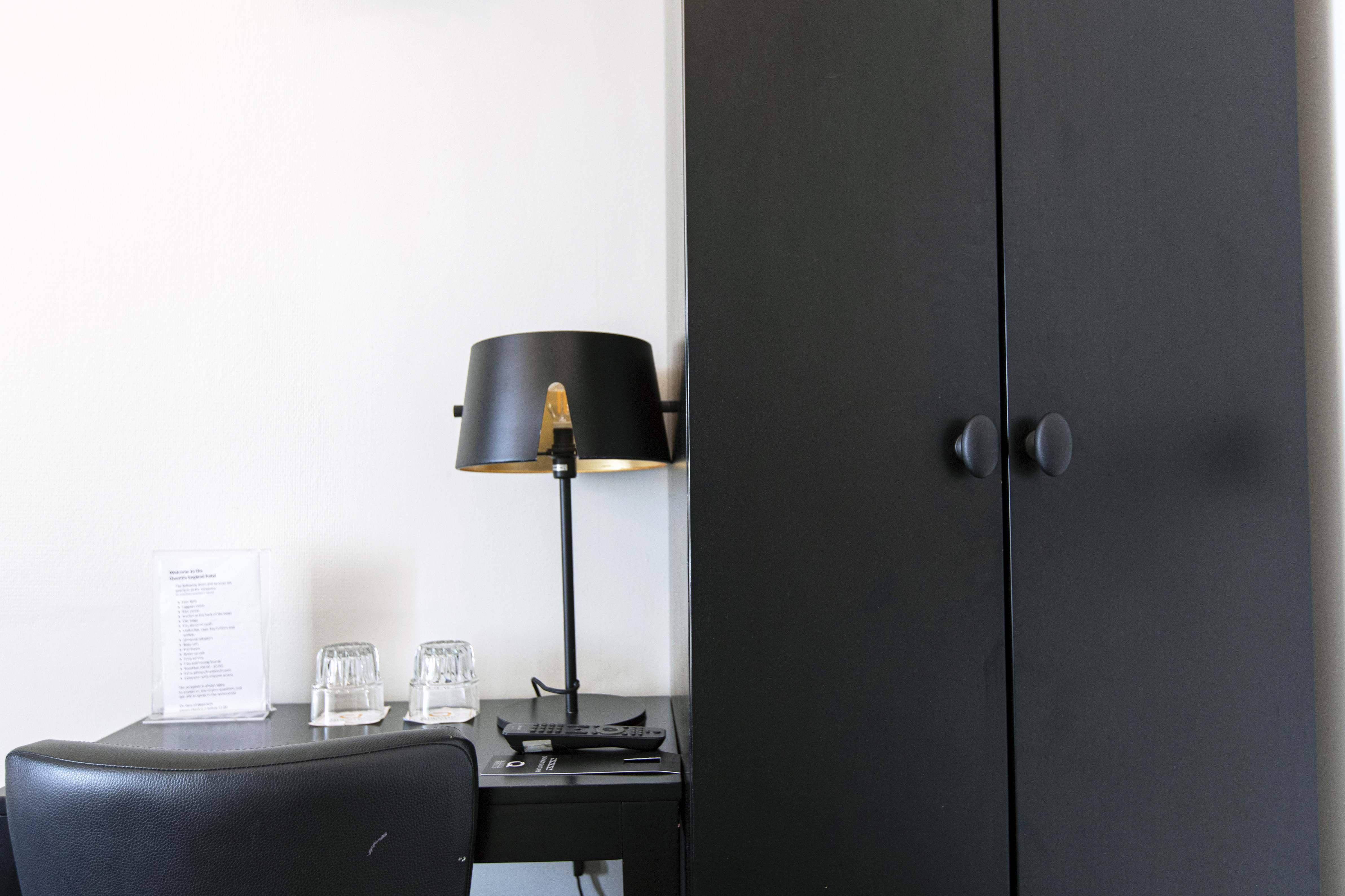 Quentin England Hotel Amsterdam Bagian luar foto